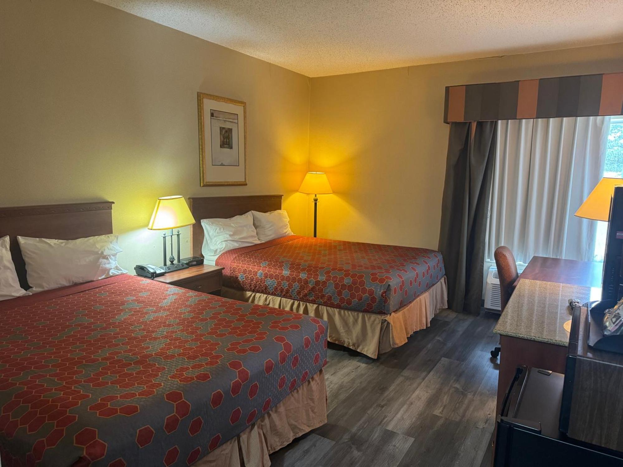 Windsor Inn & Suites Dodge City Εξωτερικό φωτογραφία
